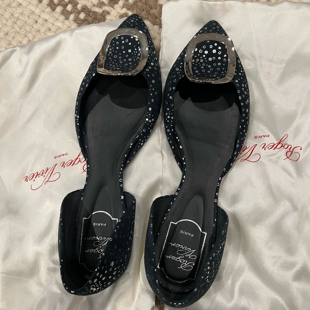 Roger Vivier Navy Blue Women's Flats